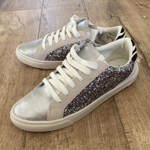 Zara Sneakers in Silver with Sequins -  Size Eur 38/ US 7.5 - Pristine